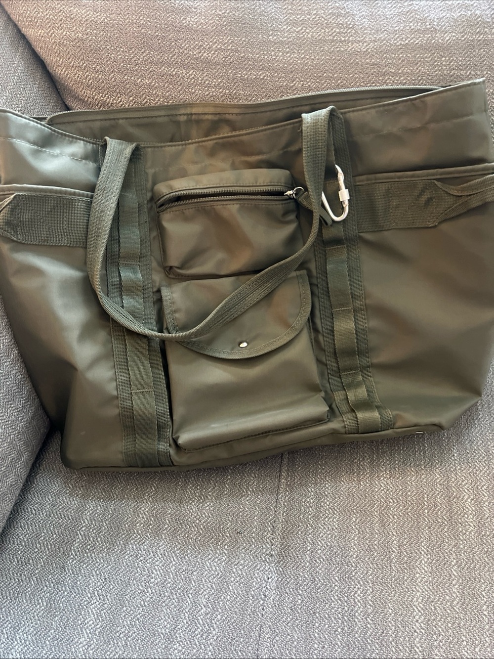 Tommy Bahama Olive Green Nylon Large XL Travel Tote Bag Purse Overnight Weekend